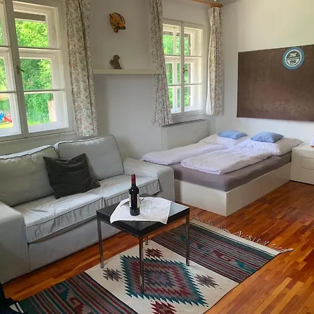 Bed Bike & Breakfast, Innerhalb Eines Privathauses Mit Gemeinschaftsbad * Inning am Ammersee